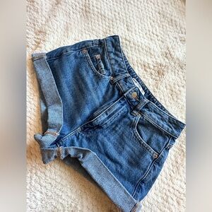 Garage jean shorts size 25
